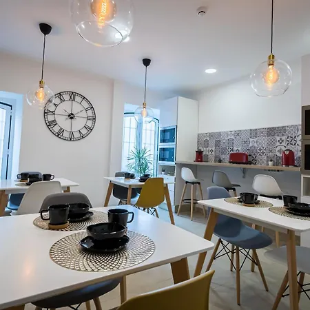 Gasthuis Comtesse Lisbonne By Homing