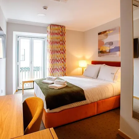 Comtesse Lisbonne By Homing *