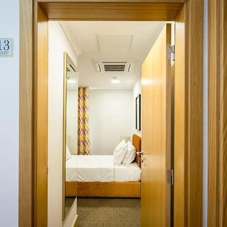 Comtesse Lisbonne By Homing